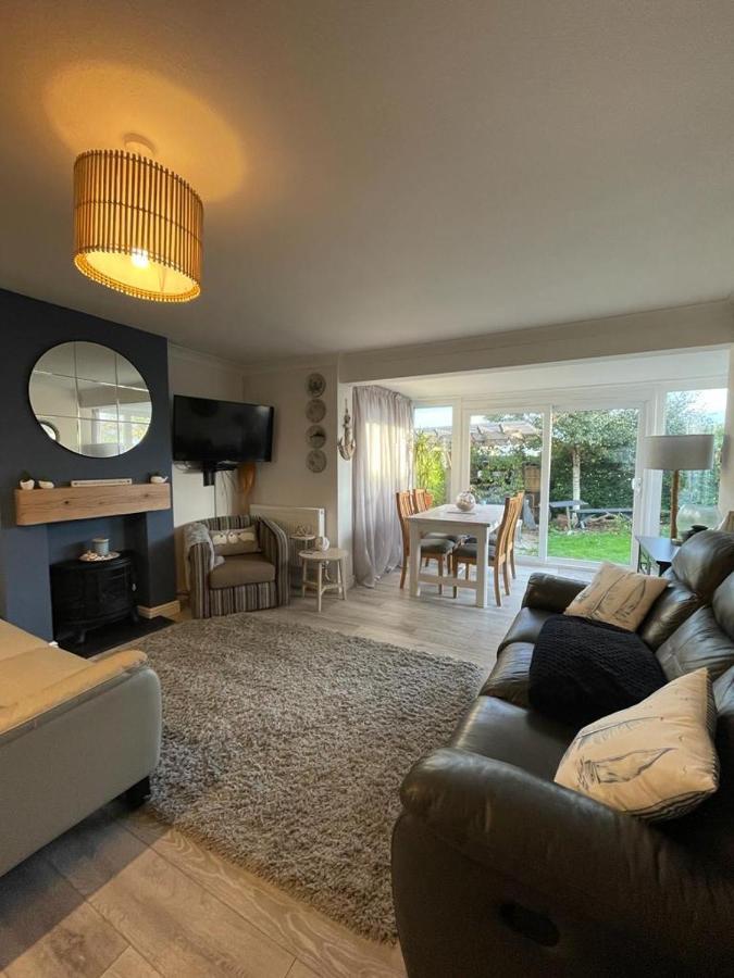 Home, Tywyn, Great Location Holiday home *